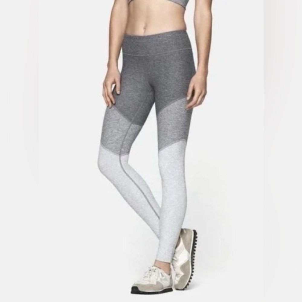 Outdoor Voices Bundle of (2) Size Small Springs 7/8 Leggings